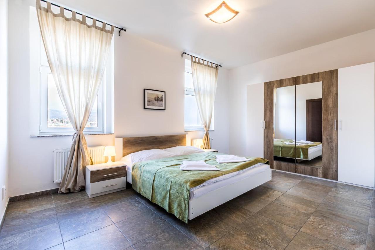 Teplice Apartments U Schodu Eksteriør billede